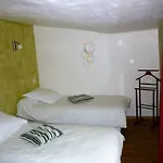 La Serpauderie Oda ve Kahvaltı