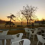 Oda ve Kahvaltı La Serpauderie