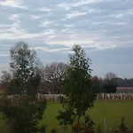 Oda ve Kahvaltı La Serpauderie